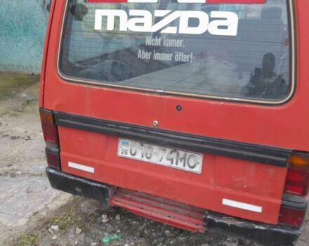 Черный Мазда E 2000, объемом двигателя 2 л и пробегом 2 тыс. км за 524 $, фото 4 на Automoto.ua