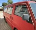 Красный Мазда E 2000, объемом двигателя 2 л и пробегом 276 тыс. км за 3100 $, фото 4 на Automoto.ua