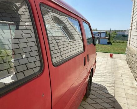 Красный Мазда E 2000, объемом двигателя 2 л и пробегом 276 тыс. км за 3100 $, фото 8 на Automoto.ua