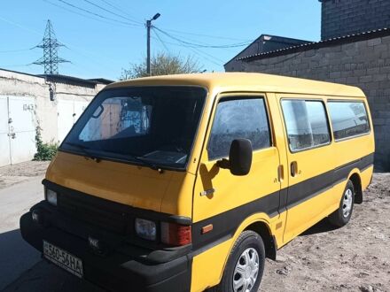 Мазда E 2000 1991 у Одесі на Automoto.ua Жовтий Мазда E 2000, об'ємом двигуна 0 л та пробігом 140 тис. км за 1300 $, фото 1 на Automoto.ua