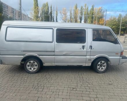 Серый Мазда E 2000, объемом двигателя 2 л и пробегом 403 тыс. км за 1550 $, фото 3 на Automoto.ua