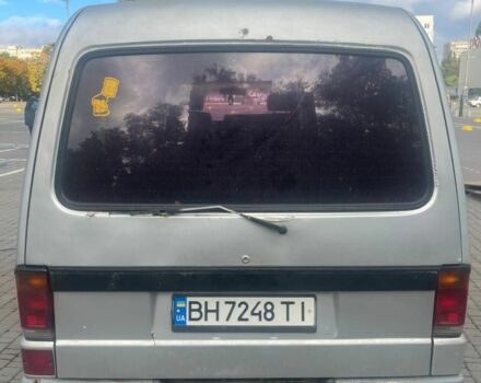 Серый Мазда E 2000, объемом двигателя 2 л и пробегом 403 тыс. км за 1550 $, фото 1 на Automoto.ua