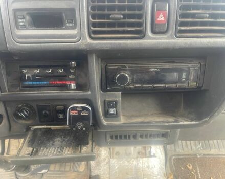 Серый Мазда E 2000, объемом двигателя 2 л и пробегом 403 тыс. км за 1550 $, фото 6 на Automoto.ua