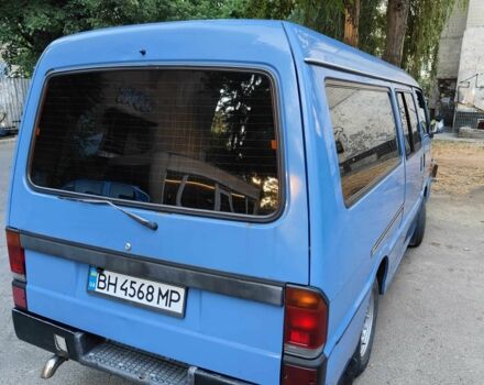 Синий Мазда E 2000, объемом двигателя 2.2 л и пробегом 297 тыс. км за 4300 $, фото 3 на Automoto.ua