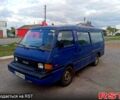 Синій Мазда E 2000, об'ємом двигуна 2 л та пробігом 300 тис. км за 1500 $, фото 1 на Automoto.ua