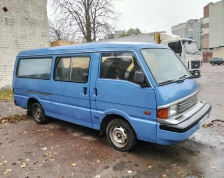 Синій Мазда E 2000, об'ємом двигуна 2.2 л та пробігом 160 тис. км за 1500 $, фото 1 на Automoto.ua
