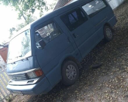 Синій Мазда E 2000, об'ємом двигуна 2 л та пробігом 300 тис. км за 2000 $, фото 1 на Automoto.ua