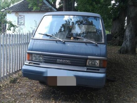 Синій Мазда E 2000, об'ємом двигуна 2 л та пробігом 300 тис. км за 2000 $, фото 1 на Automoto.ua