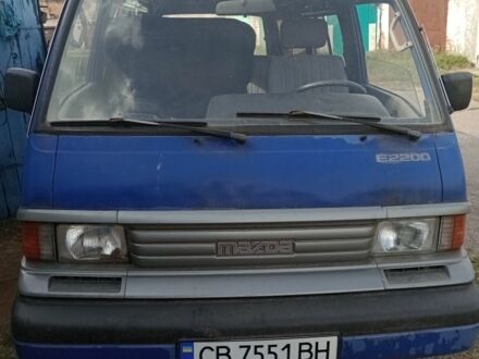 Мазда E 2000 1997 в Чернигове на Automoto.ua Синий Мазда E 2000, объемом двигателя 2 л и пробегом 230 тыс. км за 1000 $, фото 1 на Automoto.ua