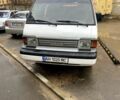 Белый Мазда Е2200, объемом двигателя 2.2 л и пробегом 300 тыс. км за 2200 $, фото 7 на Automoto.ua