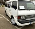 Белый Мазда Е2200, объемом двигателя 2.2 л и пробегом 300 тыс. км за 2200 $, фото 5 на Automoto.ua