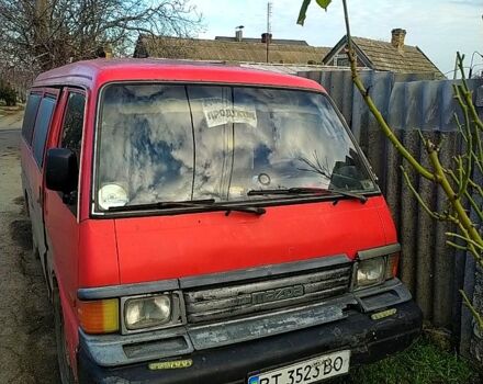 Красный Мазда Е2200, объемом двигателя 2.2 л и пробегом 524 тыс. км за 800 $, фото 3 на Automoto.ua