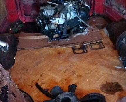 Мазда Е2200, объемом двигателя 2.2 л и пробегом 400 тыс. км за 500 $, фото 3 на Automoto.ua