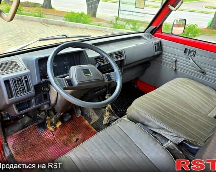 Мазда Е2200, объемом двигателя 2.2 л и пробегом 250 тыс. км за 1600 $, фото 5 на Automoto.ua