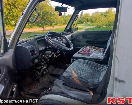 Мазда Е2200, объемом двигателя 2.2 л и пробегом 500 тыс. км за 2200 $, фото 1 на Automoto.ua