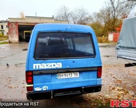 Синий Мазда Е2200, объемом двигателя 2.2 л и пробегом 168 тыс. км за 1400 $, фото 2 на Automoto.ua