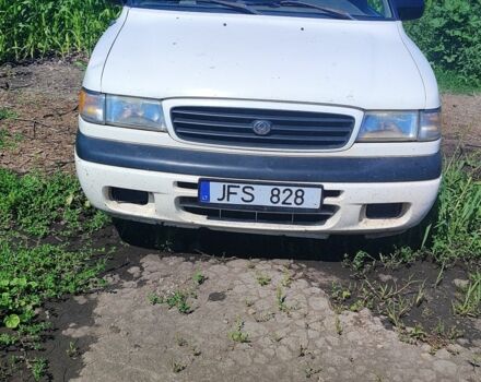 Білий Мазда МПВ, об'ємом двигуна 3 л та пробігом 200 тис. км за 674 $, фото 1 на Automoto.ua