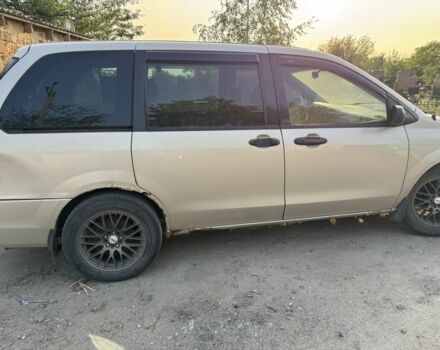 Бежевый Мазда МПВ, объемом двигателя 2.5 л и пробегом 350 тыс. км за 2800 $, фото 2 на Automoto.ua