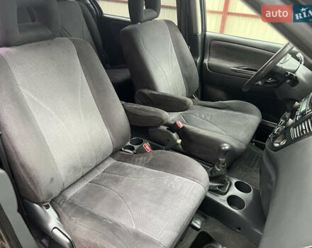 Чорний Мазда МПВ, об'ємом двигуна 2.26 л та пробігом 235 тис. км за 3500 $, фото 30 на Automoto.ua