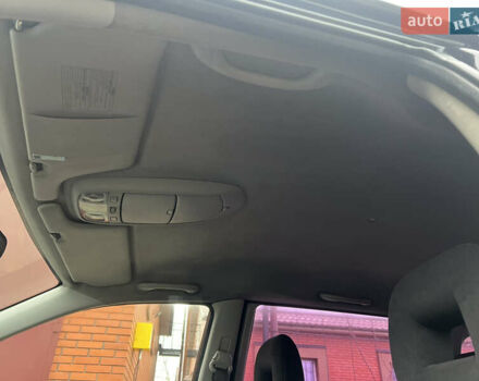 Чорний Мазда МПВ, об'ємом двигуна 2.26 л та пробігом 235 тис. км за 3500 $, фото 33 на Automoto.ua