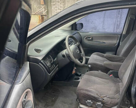 Черный Мазда МПВ, объемом двигателя 0 л и пробегом 600 тыс. км за 2499 $, фото 2 на Automoto.ua