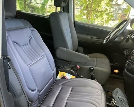 Чорний Мазда МПВ, об'ємом двигуна 2 л та пробігом 350 тис. км за 4916 $, фото 1 на Automoto.ua