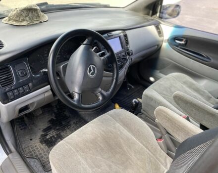 Сірий Мазда МПВ, об'ємом двигуна 2 л та пробігом 400 тис. км за 3900 $, фото 6 на Automoto.ua