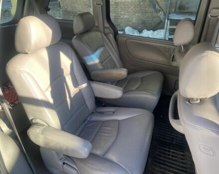 Сірий Мазда МПВ, об'ємом двигуна 3 л та пробігом 198 тис. км за 3000 $, фото 7 на Automoto.ua