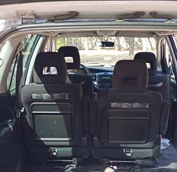 Сірий Мазда МПВ, об'ємом двигуна 2 л та пробігом 192 тис. км за 4300 $, фото 6 на Automoto.ua