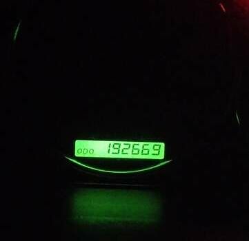 Сірий Мазда МПВ, об'ємом двигуна 2 л та пробігом 192 тис. км за 4300 $, фото 7 на Automoto.ua