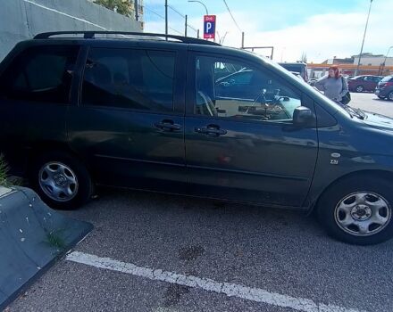 Зеленый Мазда МПВ, объемом двигателя 2 л и пробегом 240 тыс. км за 4500 $, фото 1 на Automoto.ua