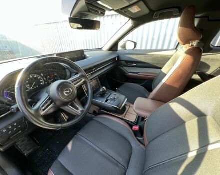 Білий Мазда МХ-3, об'ємом двигуна 0 л та пробігом 26 тис. км за 18000 $, фото 9 на Automoto.ua