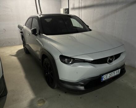 Білий Мазда МХ-3, об'ємом двигуна 0 л та пробігом 26 тис. км за 18000 $, фото 14 на Automoto.ua