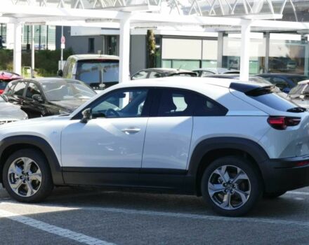 Білий Мазда МХ-3, об'ємом двигуна 0 л та пробігом 18 тис. км за 6700 $, фото 2 на Automoto.ua