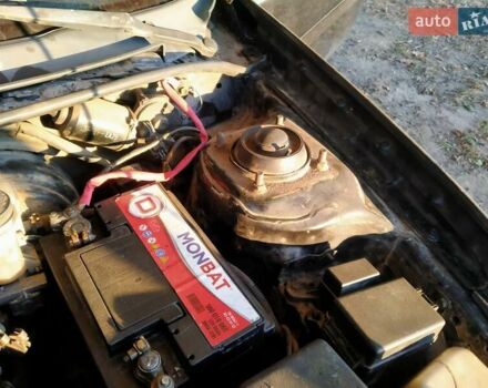 Черный Мазда МХ-3, объемом двигателя 1.8 л и пробегом 280 тыс. км за 2500 $, фото 10 на Automoto.ua