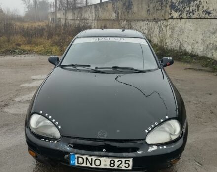 Черный Мазда МХ-3, объемом двигателя 1.6 л и пробегом 320 тыс. км за 593 $, фото 4 на Automoto.ua