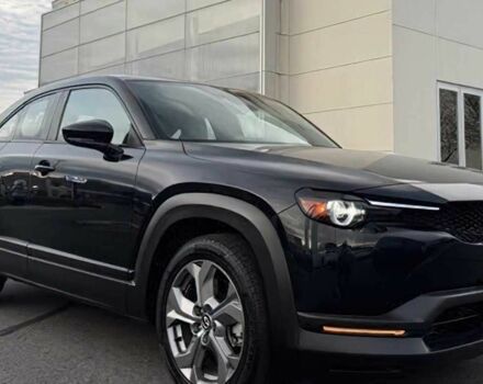 Чорний Мазда МХ-3, об'ємом двигуна 0 л та пробігом 10 тис. км за 11000 $, фото 2 на Automoto.ua