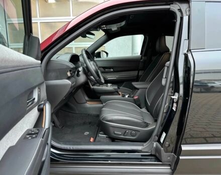 Черный Мазда МХ-3, объемом двигателя 0.8 л и пробегом 23 тыс. км за 10400 $, фото 8 на Automoto.ua