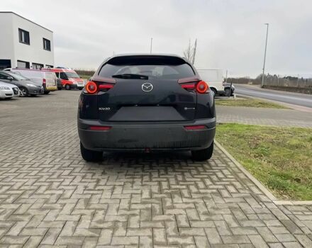 Черный Мазда МХ-3, объемом двигателя 0 л и пробегом 25 тыс. км за 10000 $, фото 4 на Automoto.ua