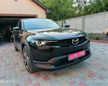 Чорний Мазда МХ-3, об'ємом двигуна 0 л та пробігом 96 тис. км за 13550 $, фото 1 на Automoto.ua