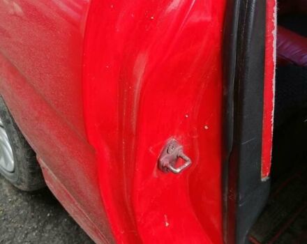 Красный Мазда МХ-3, объемом двигателя 1.8 л и пробегом 294 тыс. км за 2500 $, фото 13 на Automoto.ua