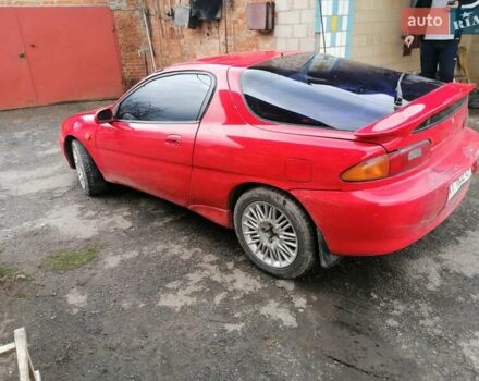 Красный Мазда МХ-3, объемом двигателя 1.8 л и пробегом 294 тыс. км за 2500 $, фото 4 на Automoto.ua
