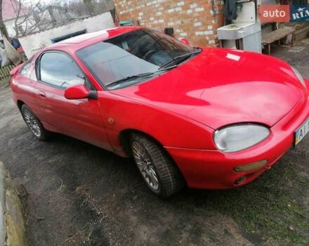 Красный Мазда МХ-3, объемом двигателя 1.8 л и пробегом 294 тыс. км за 2500 $, фото 9 на Automoto.ua