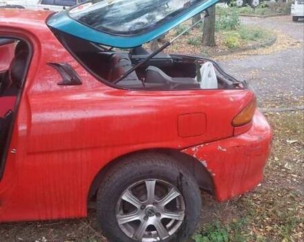 Красный Мазда МХ-3, объемом двигателя 1.6 л и пробегом 250 тыс. км за 1300 $, фото 4 на Automoto.ua