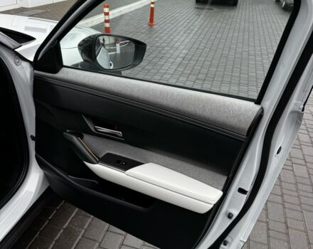 Серый Мазда МХ-3, объемом двигателя 0 л и пробегом 50 тыс. км за 14500 $, фото 13 на Automoto.ua