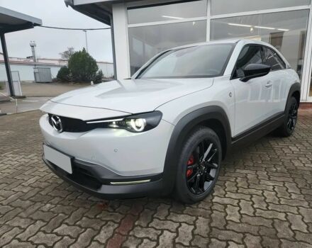 Серый Мазда МХ-3, объемом двигателя 0 л и пробегом 19 тыс. км за 6700 $, фото 2 на Automoto.ua