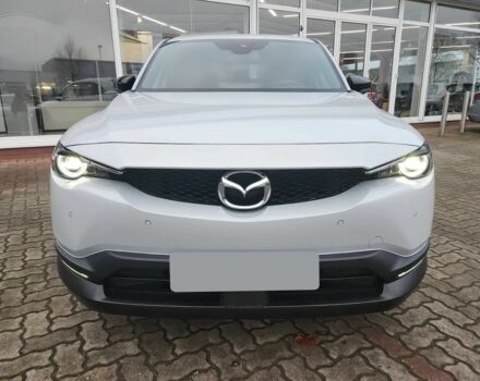 Серый Мазда МХ-3, объемом двигателя 0 л и пробегом 19 тыс. км за 6700 $, фото 1 на Automoto.ua