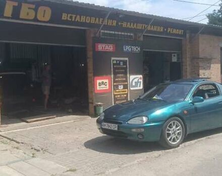Зелений Мазда МХ-3, об'ємом двигуна 1.6 л та пробігом 420 тис. км за 2800 $, фото 2 на Automoto.ua