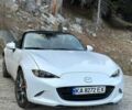 Белый Мазда МХ-5, объемом двигателя 2 л и пробегом 57 тыс. км за 14945 $, фото 1 на Automoto.ua