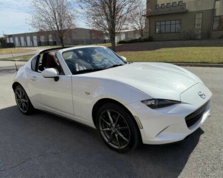 Белый Мазда МХ-5, объемом двигателя 2 л и пробегом 50 тыс. км за 6000 $, фото 1 на Automoto.ua